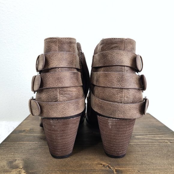 Francesca's | NWT Report Yora Buckle Ankle Bootie - Picture 8 of 13